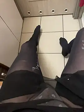 Snapshot of pinnklinkk chatting on February 7, 2026, 3:25 am pinnklinkk online show from February 7, 2026, 3:25 am