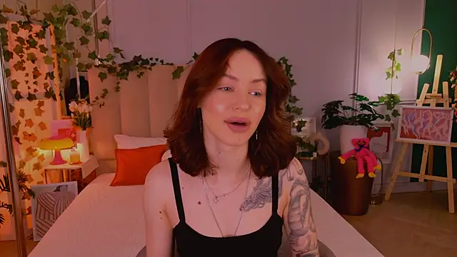 Snapshot of Meow_Nancy chatting on May 17, 2026, 5:18 am Meow Nancy online show from May 17, 2026, 5:18 am