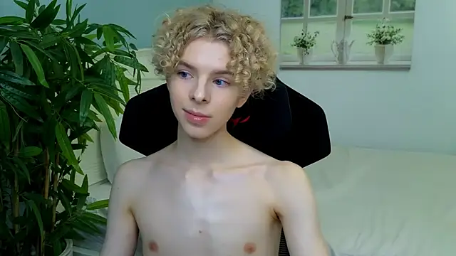 Kudi Minnt online show from November 1, 2025, 4:56 pm