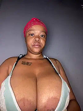 Mandy-101 online show from May 17, 2026, 4:34 am