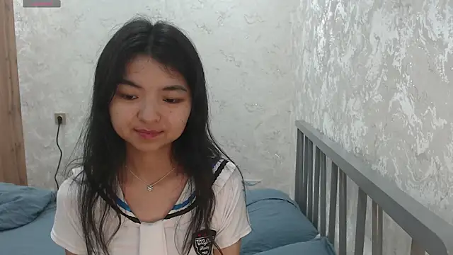 Shy Kira online show from July 6, 2026, 3:03 pm