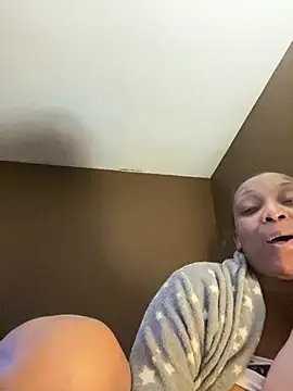 KLoveeee online show from January 24, 2025, 5:31 am