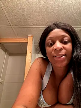 KLoveeee online show from November 22, 2025, 6:01 am