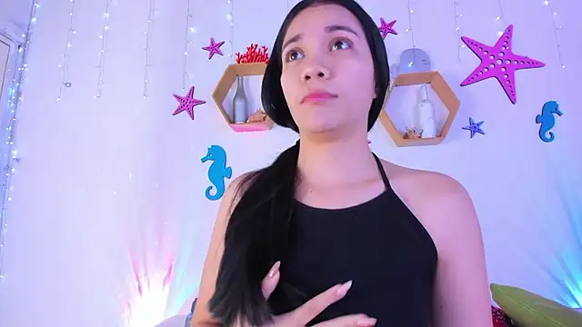 Snapshot of Emiily_Parkerr chatting on November 28, 2025, 3:07 am Emiily Parkerr online show from November 28, 2025, 3:07 am