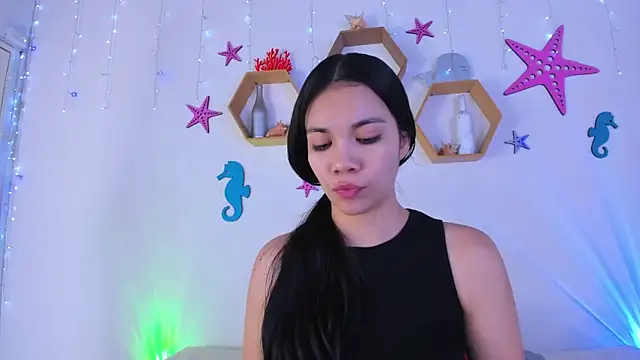 Snapshot of Emiily_Parkerr chatting on November 26, 2025, 3:06 am Emiily Parkerr online show from November 26, 2025, 3:06 am