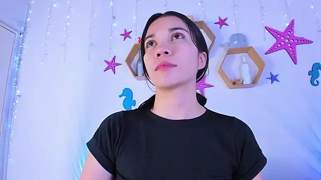 Snapshot of Emiily_Parkerr chatting on November 12, 2025, 3:10 am Emiily Parkerr online show from November 12, 2025, 3:10 am