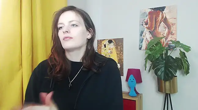 juicyNadine online show from February 21, 2025, 6:18 am