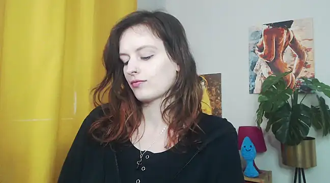 juicyNadine online show from March 17, 2025, 9:22 am