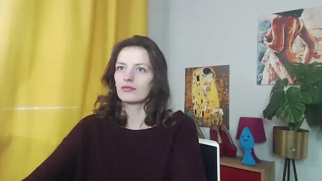 juicyNadine online show from November 2, 2025, 9:58 am