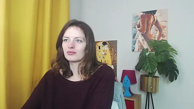 juicyNadine online show from November 12, 2025, 5:55 am