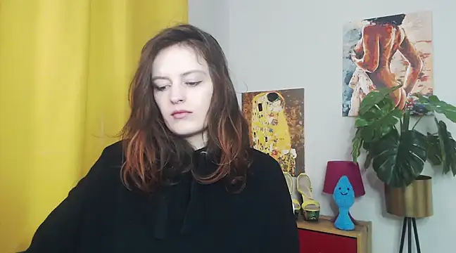 juicyNadine online show from March 18, 2025, 6:17 am