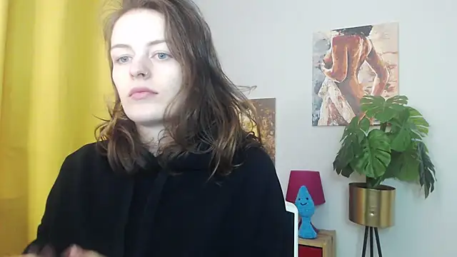 juicyNadine online show from November 24, 2025, 5:51 am