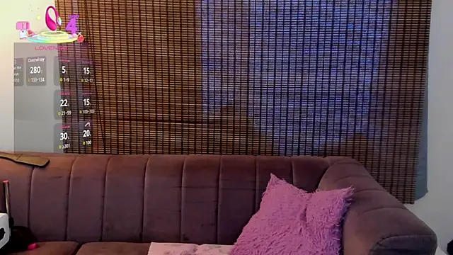 Snapshot of ariana_cross chatting on September 18, 2025, 12:52 pm ariana cross online show from September 18, 2025, 12:52 pm