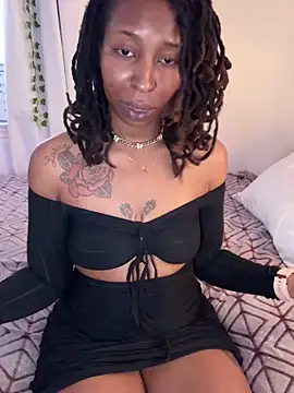 LeyaHoneybuns online show from February 23, 2025, 3:40 pm