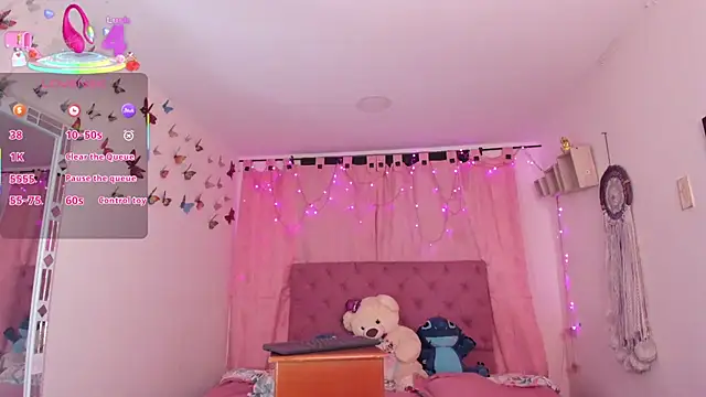 Snapshot of kingberlylovexxx chatting on October 23, 2025, 4:11 am kingberlylovexxx online show from October 23, 2025, 4:11 am