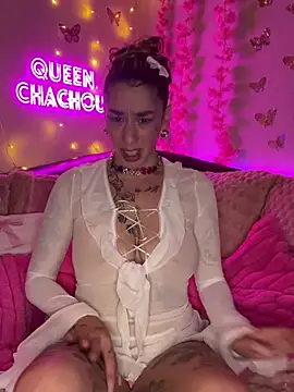 Chachou000 online show from March 22, 2025, 9:31 pm