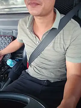 Vanilahirl online show from July 3, 2026, 4:41 am