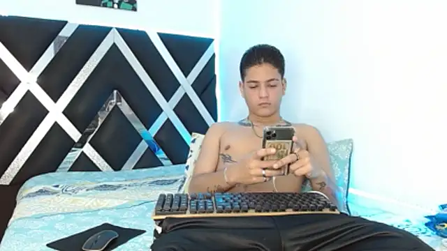 Snapshot of Levy_Steve chatting on February 22, 2026, 1:08 am Levy Steve online show from February 22, 2026, 1:08 am