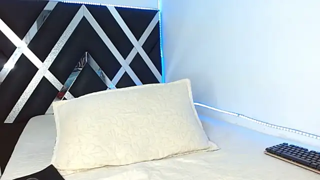 Snapshot of Levy_Steve chatting on February 9, 2026, 3:15 am Levy Steve online show from February 9, 2026, 3:15 am