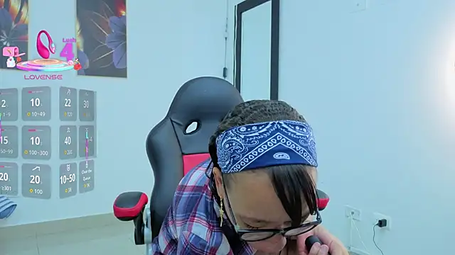 Snapshot of daniela_xue chatting on March 14, 2026, 8:37 pm daniela xue online show from March 14, 2026, 8:37 pm