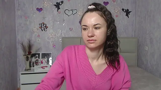 Snapshot of KaraCriegs chatting on March 3, 2025, 4:10 am KaraCriegs online show from March 3, 2025, 4:10 am