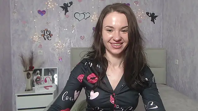 Snapshot of KaraCriegs chatting on February 28, 2025, 10:17 pm KaraCriegs online show from February 28, 2025, 10:17 pm