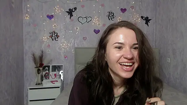 Snapshot of KaraCriegs chatting on February 28, 2025, 3:48 am KaraCriegs online show from February 28, 2025, 3:48 am