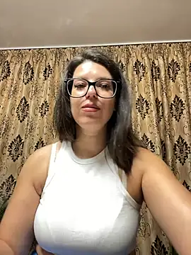 Snapshot of NadiraNoor chatting on July 10, 2026, 1:38 am NadiraNoor online show from July 10, 2026, 1:38 am