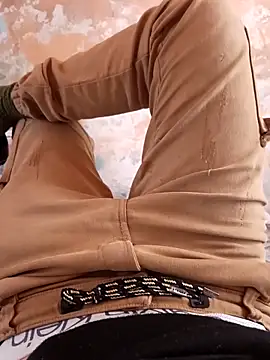 Juniorsexpen online show from March 15, 2026, 9:33 pm