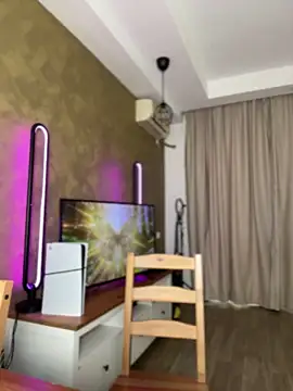 AvaGianna online show from November 22, 2025, 2:05 pm