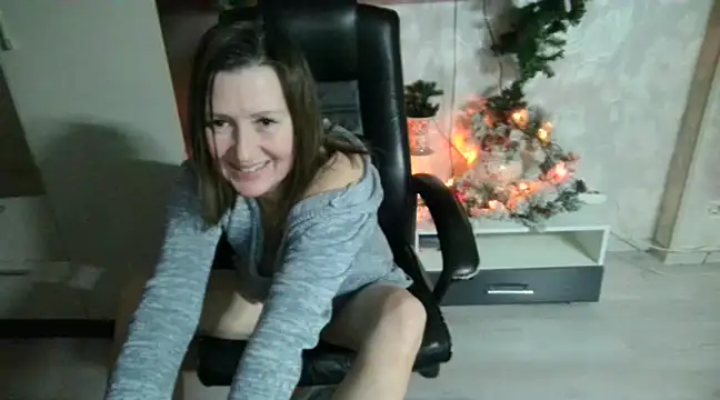 Snapshot of WindChristy chatting on December 25, 2024, 9:43 pm WindChristy online show from December 25, 2024, 9:43 pm