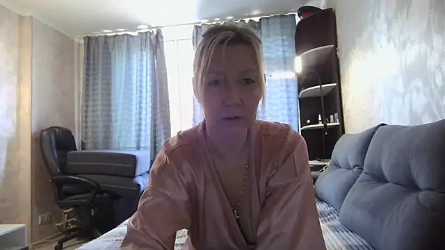 WindChristy online show from March 13, 2026, 9:36 am