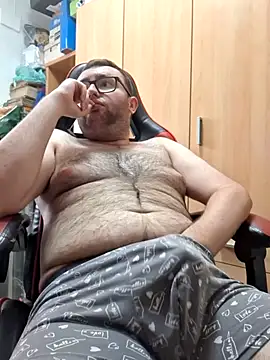 Javier bear online show from April 30, 2026, 12:23 pm