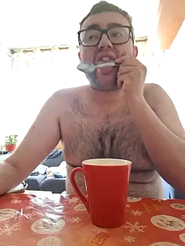 Javier bear online show from May 22, 2026, 8:23 am