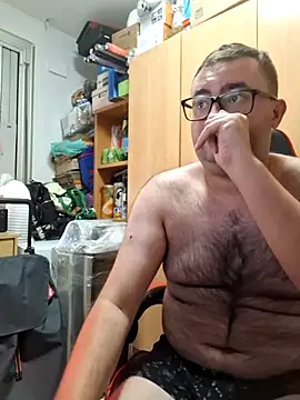 Javier bear online show from July 3, 2026, 1:28 pm