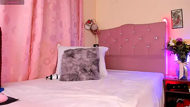 Snapshot of MISSKENDALL_hot chatting on October 27, 2025, 8:21 pm MISSKENDALL hot online show from October 27, 2025, 8:21 pm