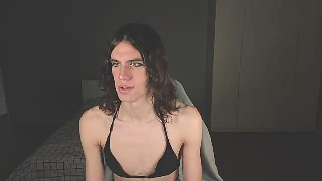 mollymila online show from October 12, 2025, 2:18 pm