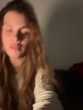 Snapshot of EmiliaCatalina chatting on March 23, 2026, 11:48 pm EmiliaCatalina online show from March 23, 2026, 11:48 pm