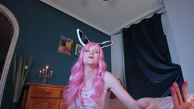 LillyAmore online show from March 12, 2026, 7:40 pm