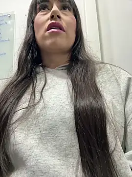 victoria cooper3 online show from January 7, 2026, 11:59 am