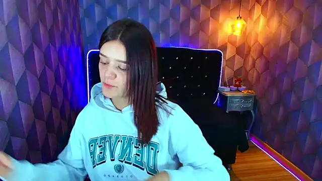 Snapshot of LiaHarryis chatting on February 17, 2026, 6:49 pm LiaHarryis online show from February 17, 2026, 6:49 pm