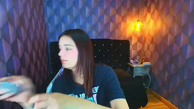 Snapshot of LiaHarryis chatting on March 19, 2026, 6:41 pm LiaHarryis online show from March 19, 2026, 6:41 pm