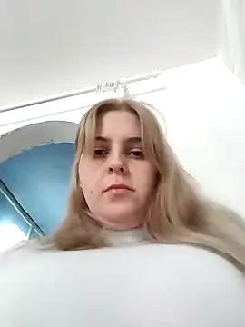 Snapshot of Lady_nice_cat chatting on March 9, 2025, 7:56 am Lady nice cat online show from March 9, 2025, 7:56 am