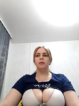 Snapshot of Lady_nice_cat chatting on March 19, 2025, 12:12 pm Lady nice cat online show from March 19, 2025, 12:12 pm