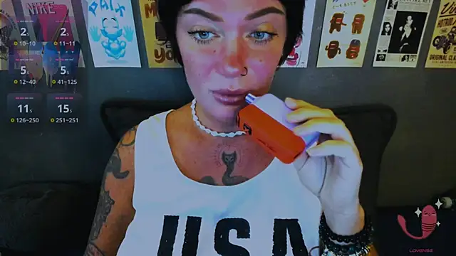 EllieOz online show from May 27, 2026, 4:25 pm