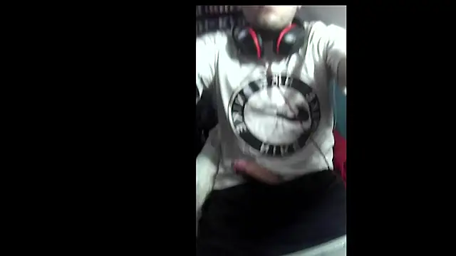 Snapshot of JoelCrza chatting on February 8, 2025, 7:04 am JoelCrza online show from February 8, 2025, 7:04 am