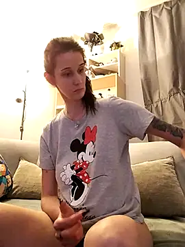 LauraBaby online show from November 29, 2025, 6:52 pm