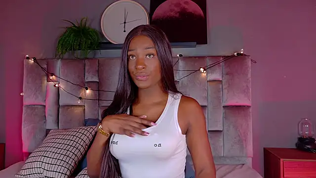 Snapshot of nahomi_campbell chatting on February 1, 2026, 11:41 am nahomi campbell online show from February 1, 2026, 11:41 am