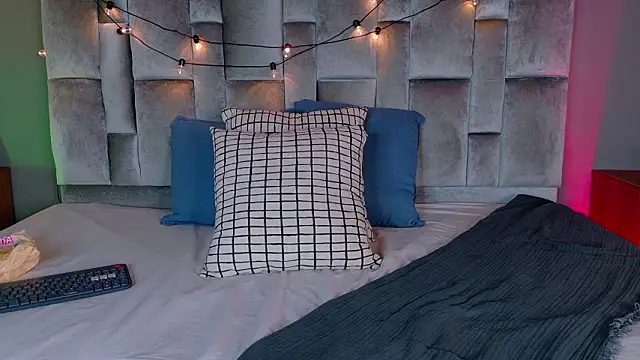 Snapshot of nahomi_campbell chatting on February 4, 2026, 7:42 pm nahomi campbell online show from February 4, 2026, 7:42 pm