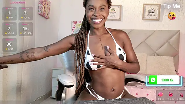 Snapshot of yuliana_millerr chatting on October 13, 2025, 6:31 pm yuliana millerr online show from October 13, 2025, 6:31 pm